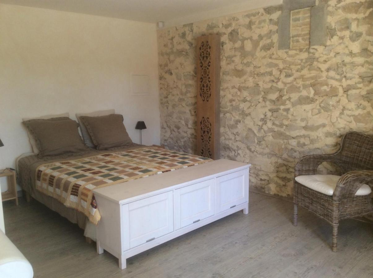 Mas De Costebelle Bed & Breakfast Bollene Exterior photo